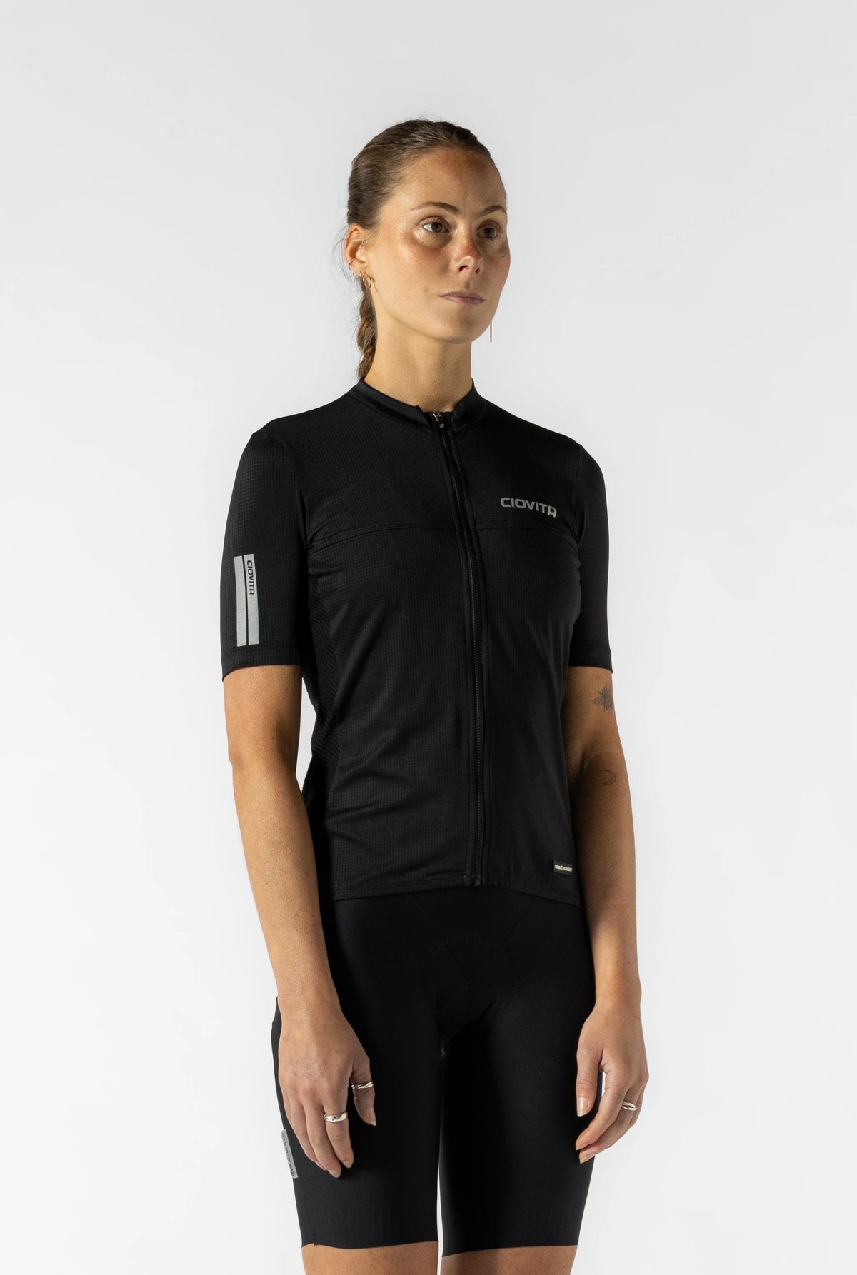 Women's Nucleo Classic Fit Jersey 2.0 (Black)
