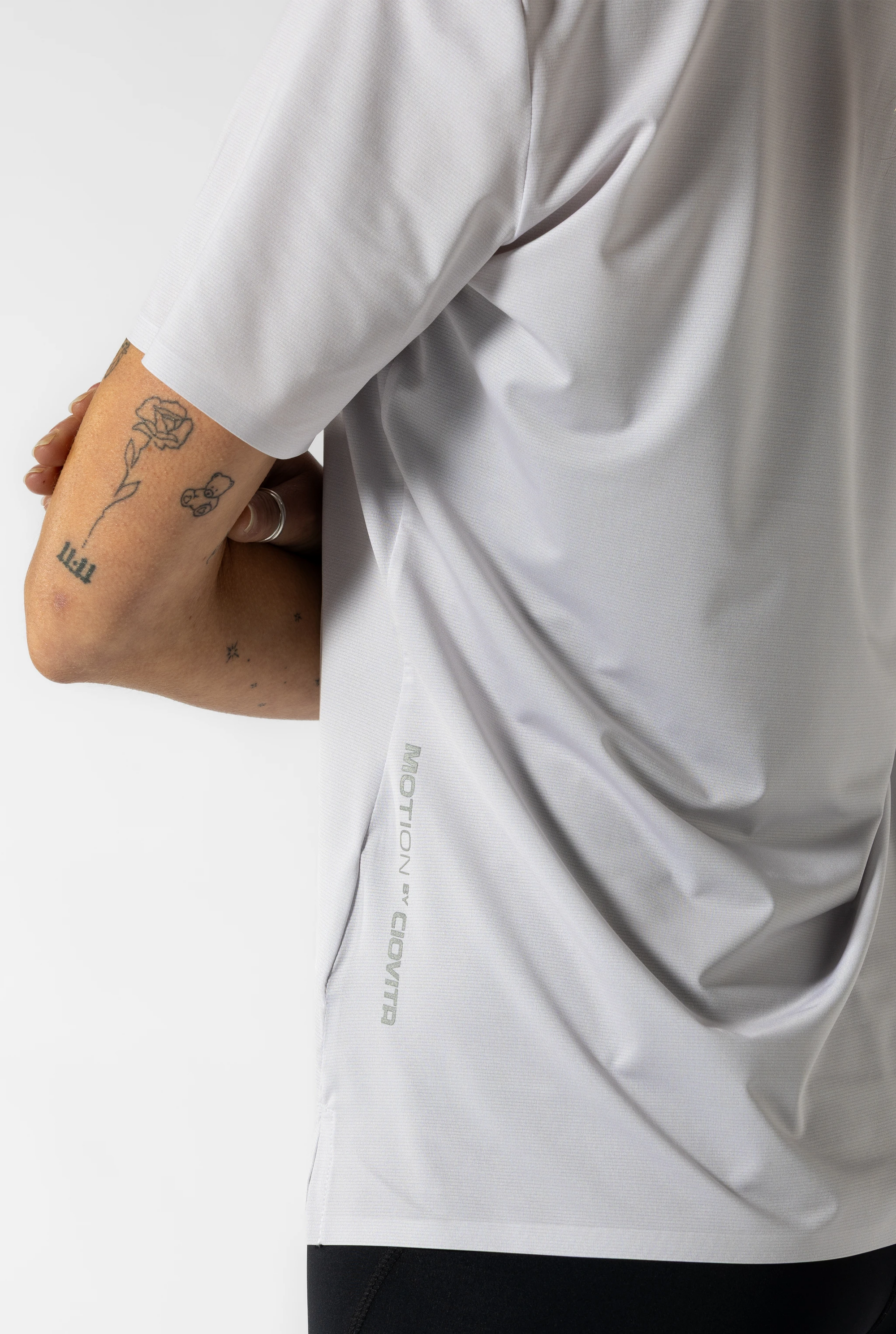 Women's Short Sleeve Tech Tee (Stone Grey)