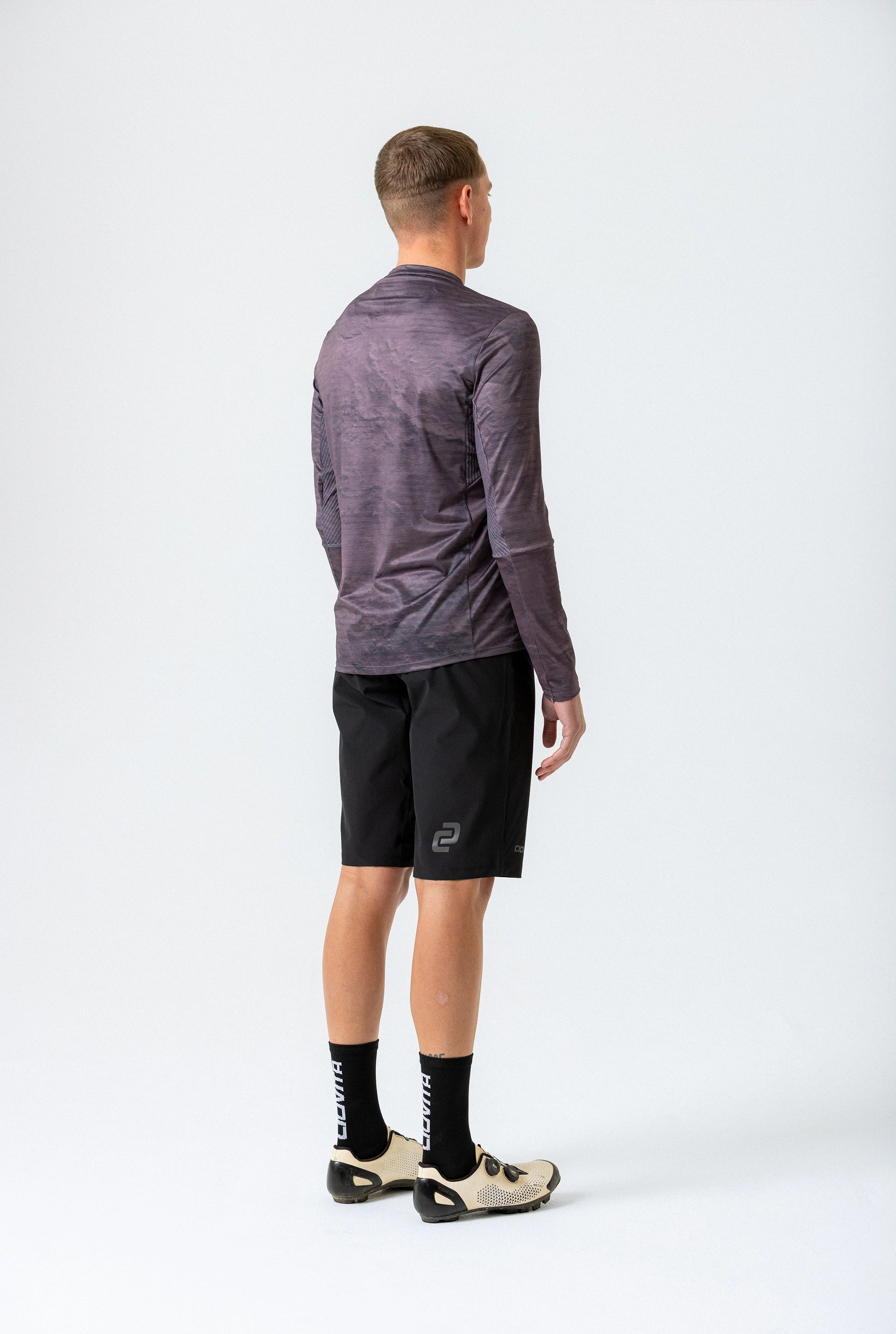 Men's AE Long Sleeve Trail Tee (Coffee)